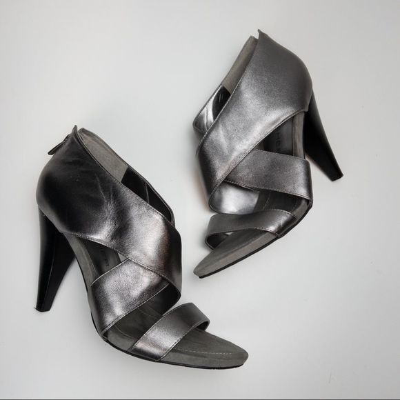 Marc Fisher Pewter Leather Wrap Heel Sandals - Size 9 - Picture 2 of 10